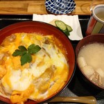 秋田の食堂 やまと - 親子丼　1380円