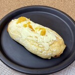パヴェナチュール - 甘夏メロンパン