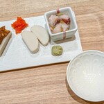 家族亭 - 料理写真:そば前セット550円からそば豆腐のそば味噌田楽、板わさ、明太子、たこわさび