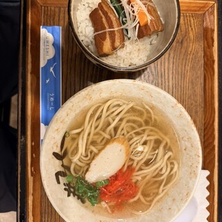 どんぶりの店 志貴_0