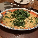 オステリアウララ - アクアパッツァの残りスープをもとにパスタを