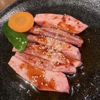 醐喰 - 料理写真:特選中落ちカルビ