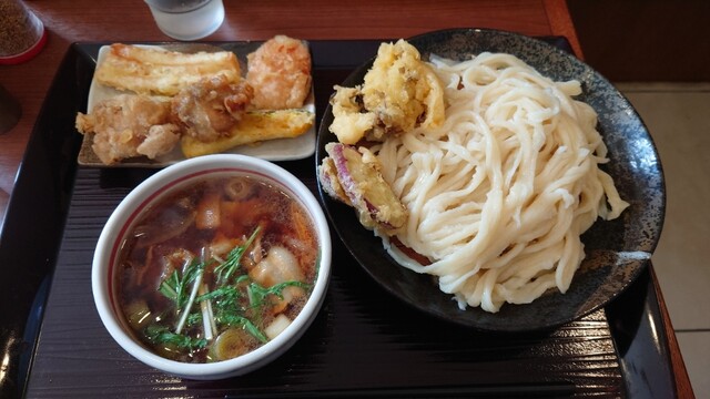 武蔵野うどん 竹國 東松山店 （ムサシノウドン タケクニ） - 高坂