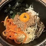 ユッケ 焼肉 生サムギョプサル 手打ち冷麺 ハヌリ - 