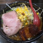 トラガス - 料理写真:みそらーめん