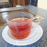 とんぼ亭 - 食後の紅茶。