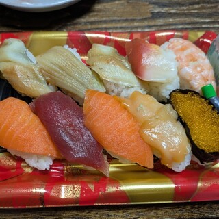 勢登鮨_0