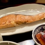 舞浜 - 厚切りの鮭！