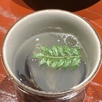 日本橋 蕎ノ字 - しじみと清助どんこのお吸い物