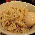 JAH - ジャーのつけめん（麺のアップ）（2015/03）