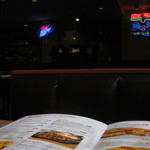 Denny's - チョッと暗めな店内