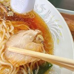新来軒 - 豚バラチャーシューも素朴な感じ❗️ザ・中華そば‼️