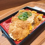 デリカキッチン - ロースかつ重
