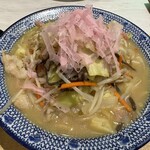 じげもんちゃんぽん - 料理写真:濃厚鶏豚骨ちゃんぽん（並）野菜増850円也