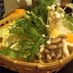 まる屋 - "かにすき"用の野菜です。