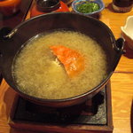まる屋 - かにの味噌汁。