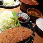 かつくら - 梅しそチーズ挟みかつ膳