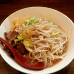 アキラ - ｢ラーメン＋学割大盛 ニンニクアブラカラメ｣ 690＋0円