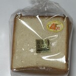 パンケーキ工房クロワッサン - 黄金の食パン 378円