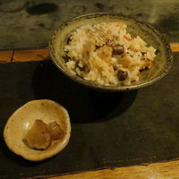 大どころ - むかごの炊き込みご飯、いぶりがっこと