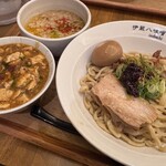 伊蔵八味噌らーめん - 