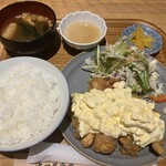津田屋食堂 - 