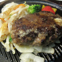 和牛熟成牛とシチリアワイン せいとう 本店 - ハンバーグ