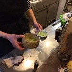 しまや 彩香 - 2015.3.1(日)15時　ちょうど2年ぶりの訪問です。いちご大福セットを温かい抹茶とでセットメニュー500円