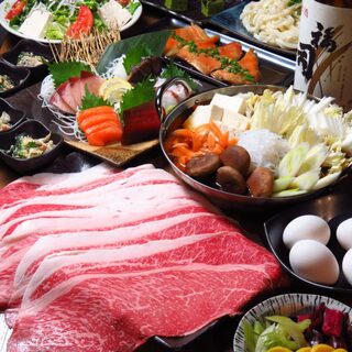 北海道産の黒毛和牛・豚肉を使用！すき焼きとしゃぶしゃぶ