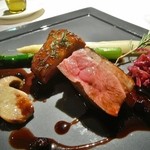 eclat - シャラン産鴨胸肉 蜂蜜とローズマリーのキャラメリゼ