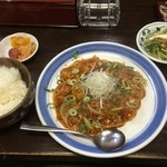 まん吉 - エビチリ定食(850円)
