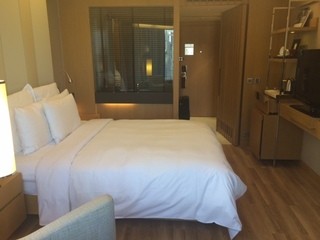 Renaissance Hong Kong Harbour View Hotel - 