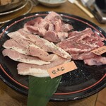 新宿思い出横丁酒場 情熱ホルモン - 