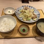 やよい軒 - 料理写真: