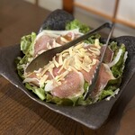 完全個室居酒屋 火凪 - ■生ハムと北海道産リコッタチーズのサラダ ￥1.078
