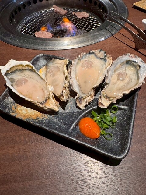 牛タンと牡蠣が食べ放題⁉️』by グルメぼうず : RAKUGAKI