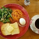 カフェトキオナ - バタートーストモーニング