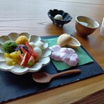 THE TEA LOUNGE - お手詰めもなか（玄米茶付）