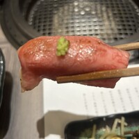 近江うし焼肉 にくTATSU 日本橋室町店 - 