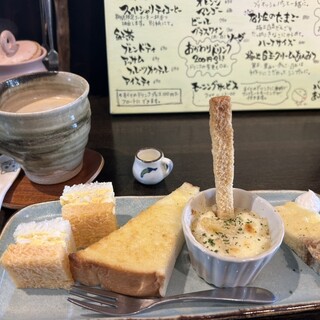 珈琲屋 美豆_0