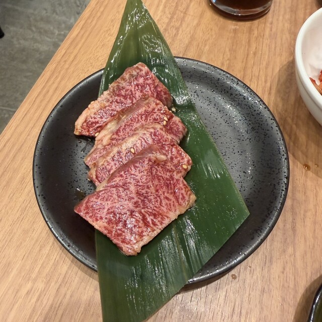 ヤキニク818 （ヤキニクハイパー） - 鶴ケ峰/焼肉 | 食べログ