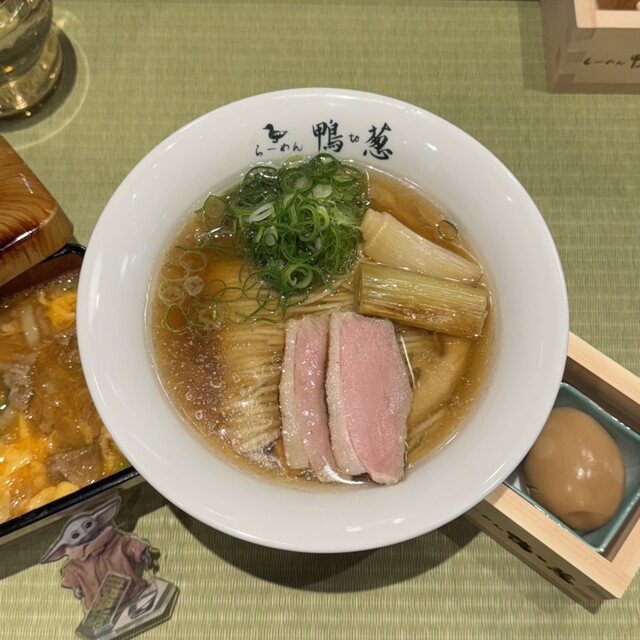 鴨葱 鴨to葱 新宿西口店 - 新宿西口/ラーメン | 食べログ