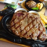 ビッグ ボーイ - 料理写真:リブロース300g