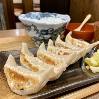 肉汁餃子のダンダダン_0