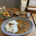 ゾウはネズミイロ - 