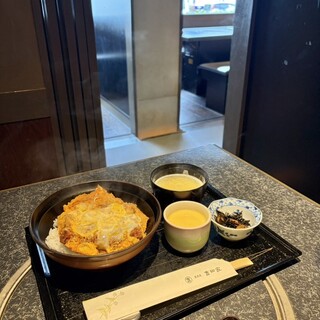 そば・炭火焼ダイニング 吉田家_0