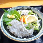 みのり家 - 天晴しらす丼