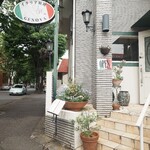 ジェノヴァ - 店構え