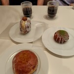 SILK AND ILY DONUT - 