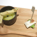 リストランテ サクラ - ピアディーナと新玉葱のズッパ　パルミジャーノとポレンタのクロッカンテ